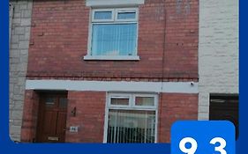 Maire Toireasa - Cosy Refurbished Property In The Gaeltacht Quarter