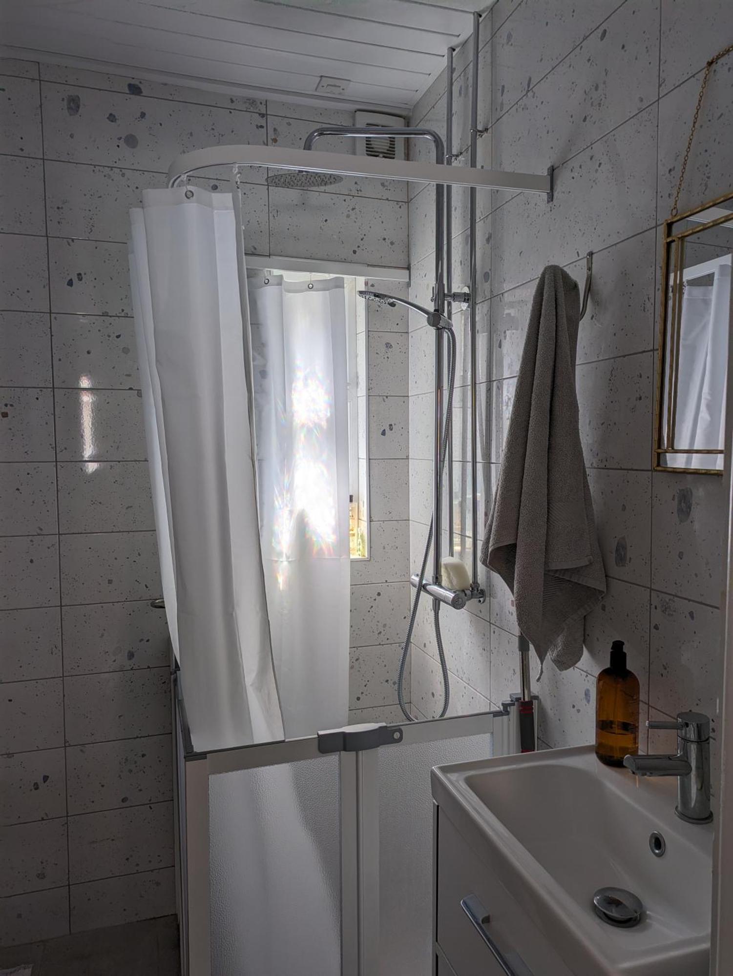 Maire Toireasa - Cosy Refurbished Property In The Gaeltacht Quarter Belfast Zimmer foto